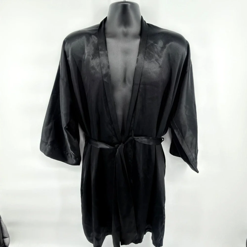 Mystique Intimates Robe Womens One‎ Size OS Black Satin Kimono Sleepwear